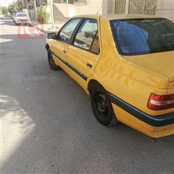 Peugeot 405